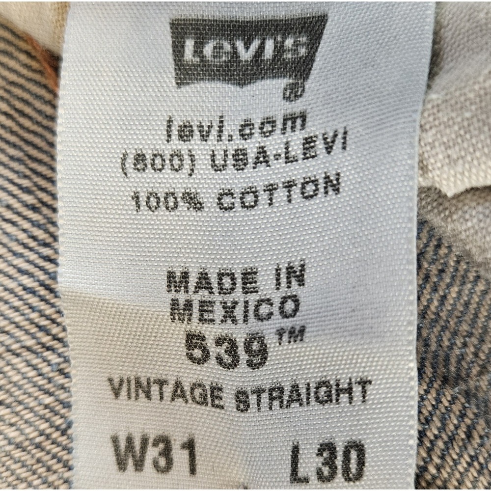 Levis 539 Straight Leg Jeans 31 x 30 Blue Faded Ripped Knee Y2K Made In Mexico - Picture 4 of 12